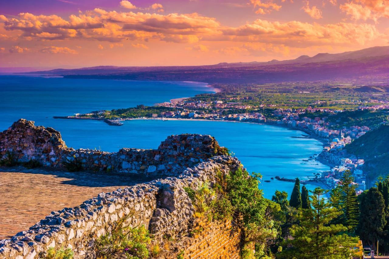 Appartamento La Casa Di Stefe Giardini Naxos Esterno foto