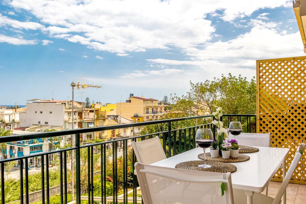 Appartamento La Casa Di Stefe Giardini Naxos Esterno foto