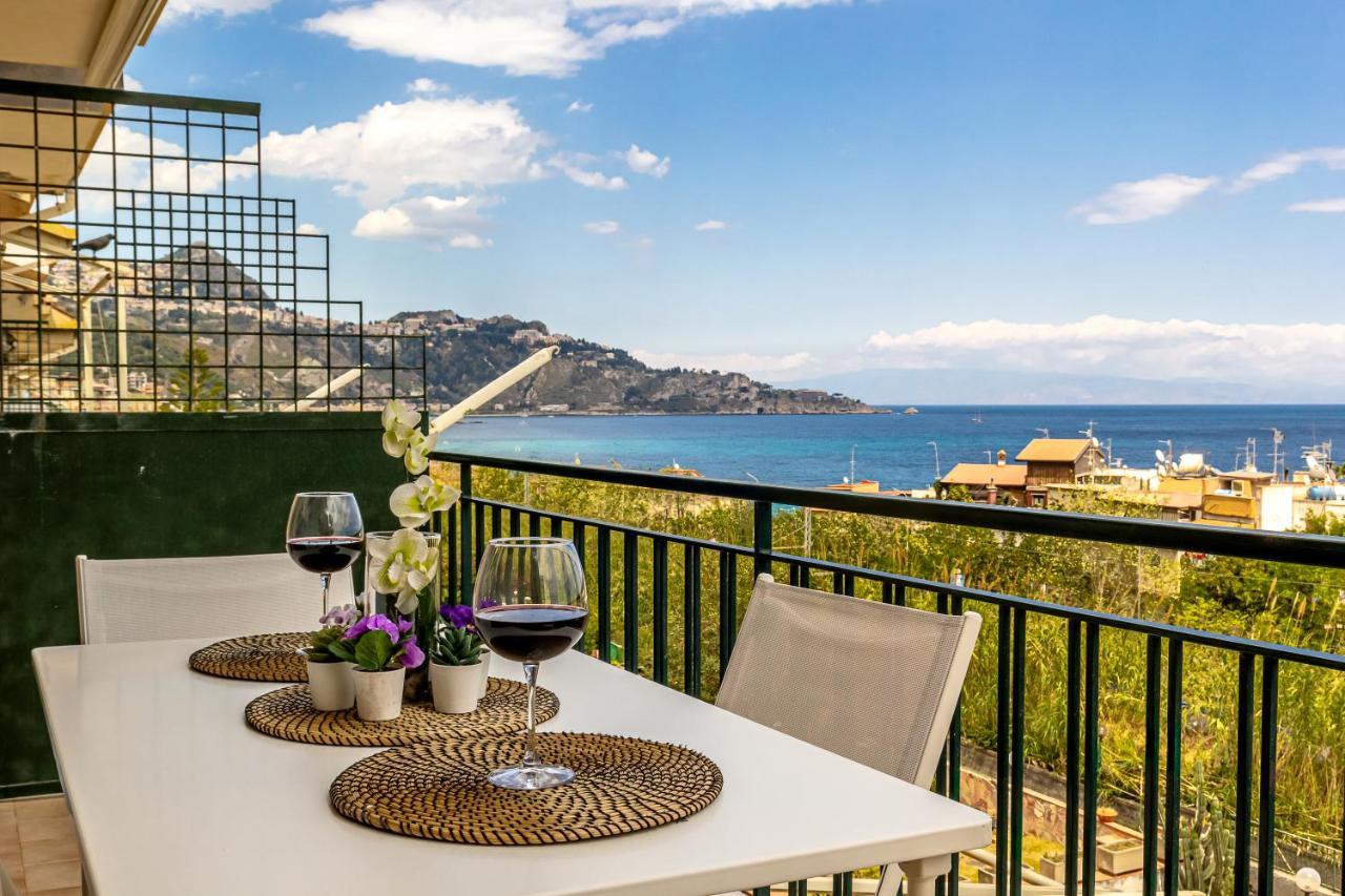 Appartamento La Casa Di Stefe Giardini Naxos Esterno foto
